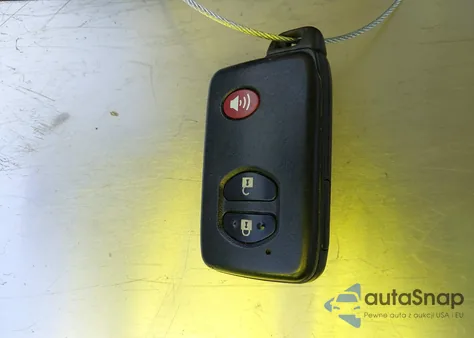 2013 Toyota Prius Four из США, поврежденный, VIN JTDKN3DU5D5631392